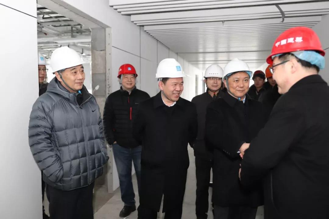 市委常委、宣傳部長(zhǎng)張世華調(diào)研軍運(yùn)會(huì)主媒體中心